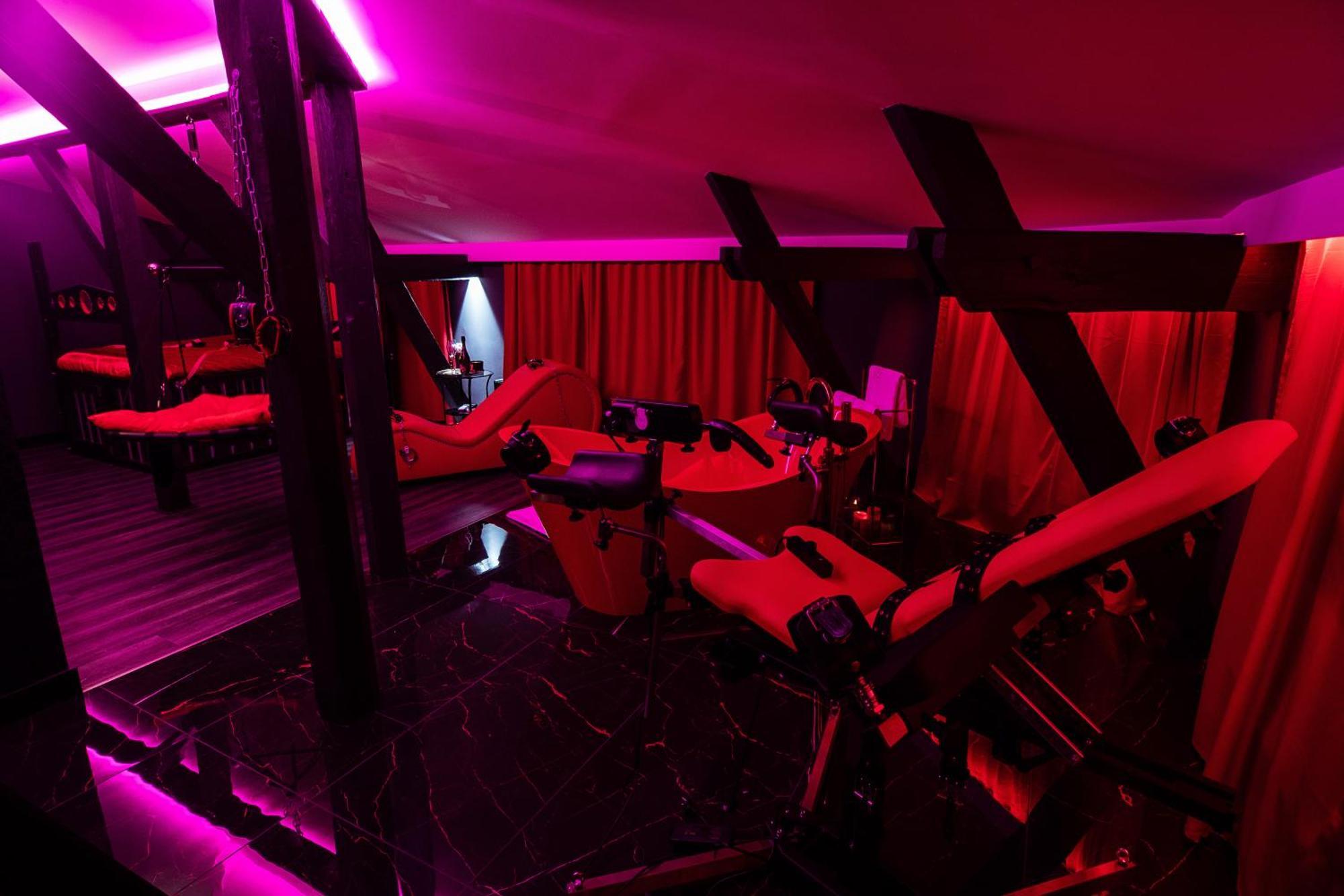 Red Palace Apartament Bdsm บิดกอชซ์ ภายนอก รูปภาพ
